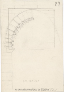 Arco lobulado a los pies de la Catedral de Baeza, Jaén